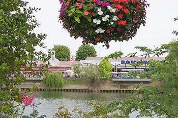 Campsite Paris-est Champigny-sur-Marne
