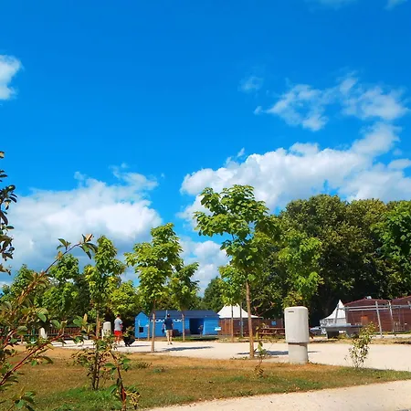 Paris-est Campsite