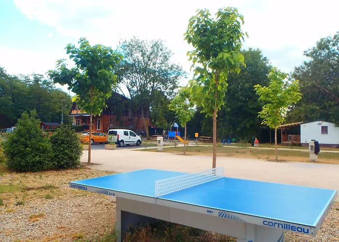 Paris-est Parque de Campismo 4*