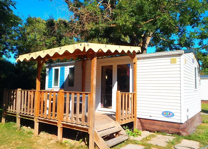 캠프장 캠핑 파리-에스트 샹피니 쉬르 마른